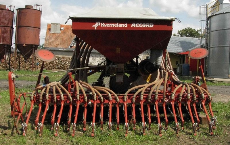 Agregat uprawowo- siewny aktyw. KVERNELAND — zdjęcie 4