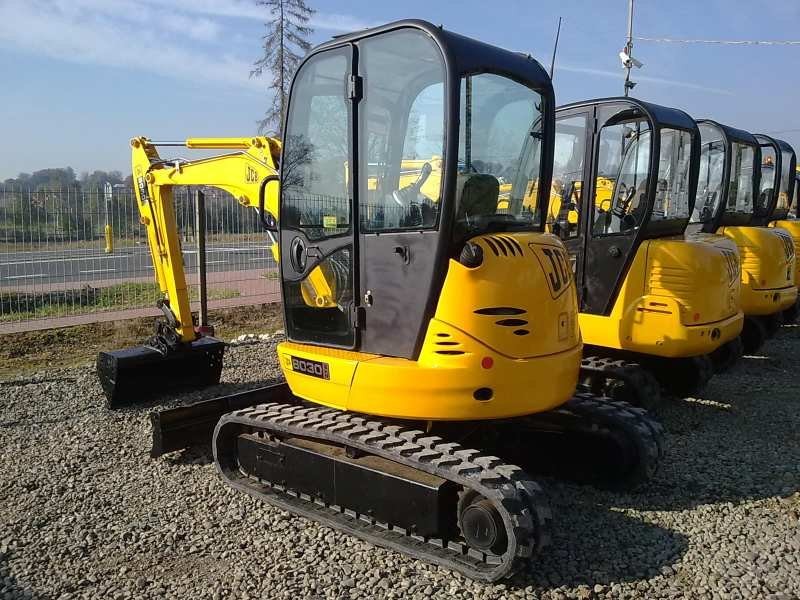 JCB 8030 ZTS 2007 rok — zdjęcie 2