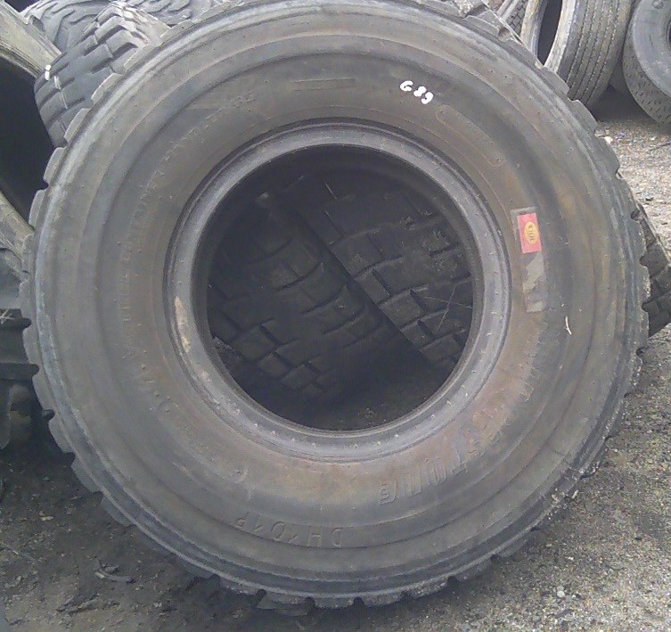 (G89) Opona 14.00 R24  — zdjęcie 2