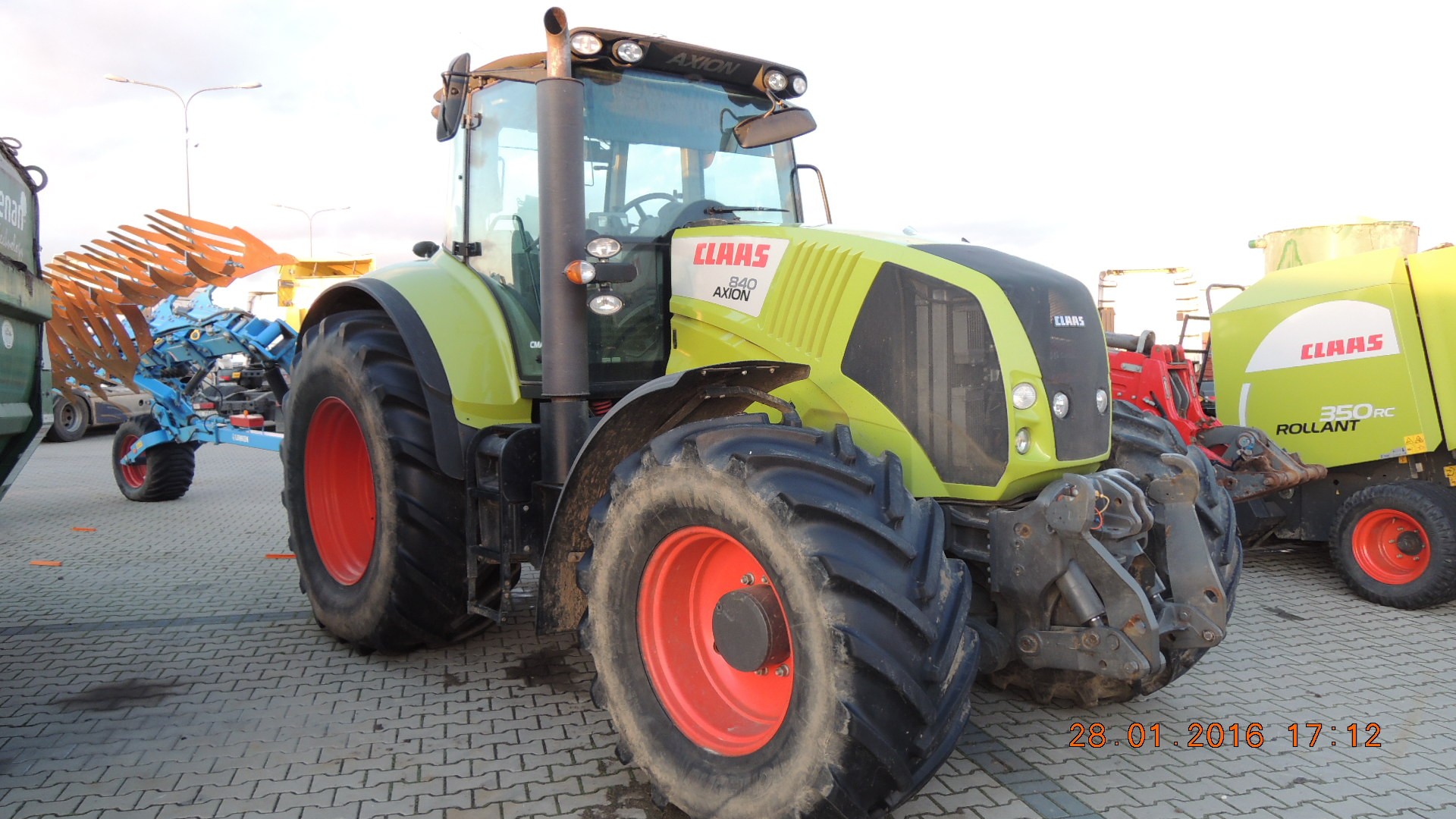 CIĄGNIK ROLNICZY CLAAS 840 2012r. — zdjęcie 3