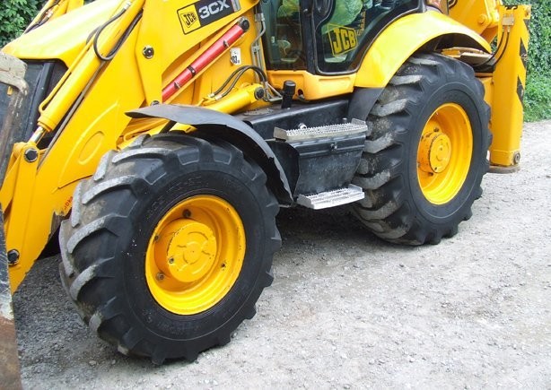 JCB 3CX CONTRACTOR z roku 2005 — zdjęcie 2