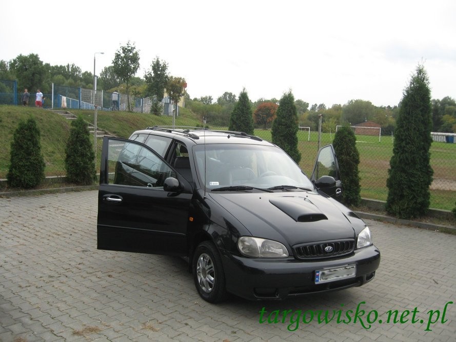 7 osobowy VAN - KIA CARNIVAL