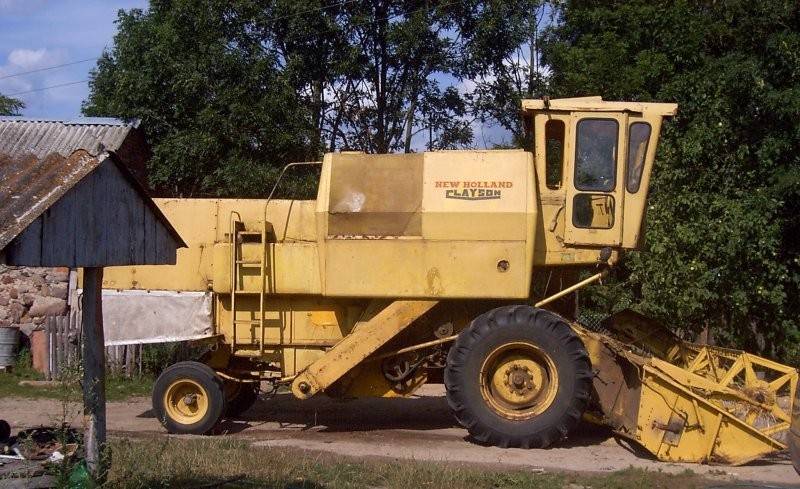 NEW HOLLAND M140