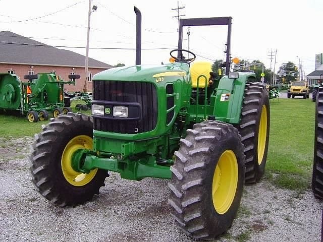 2010 JOHN DEERE 6115D — zdjęcie 2