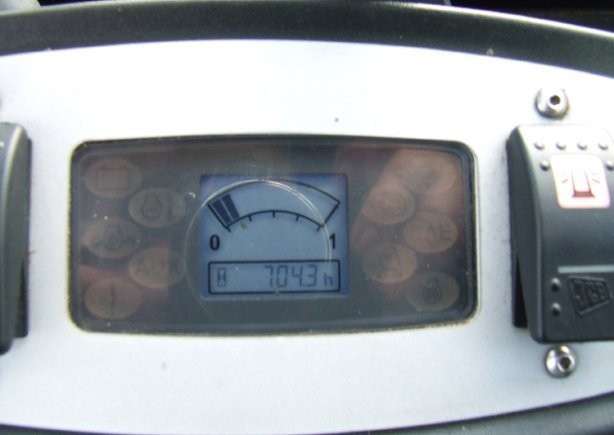 Minikoparka gąsienicowa JCB 8018 , roku 2010... — zdjęcie 3