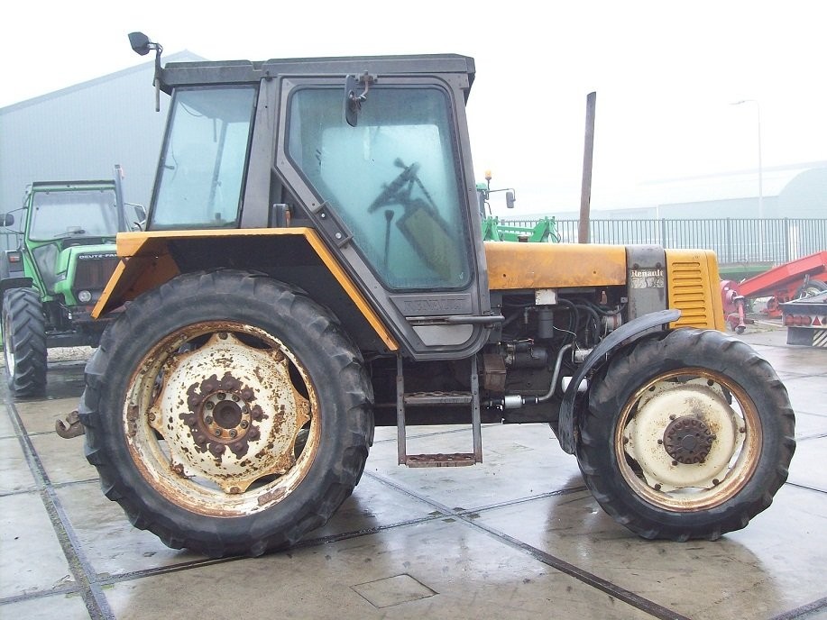 Renault 7514 (napęd 4x4) — zdjęcie 2