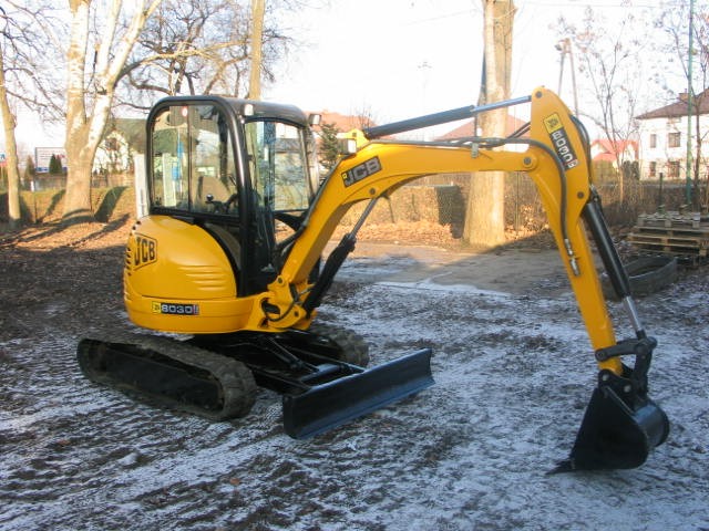Koparki JCB 8030 2007 rok - 2 sztuki — zdjęcie 2