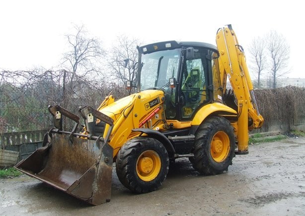 Koparko ładowarka JCB 3CX Contractor z roku 2004. — zdjęcie 1