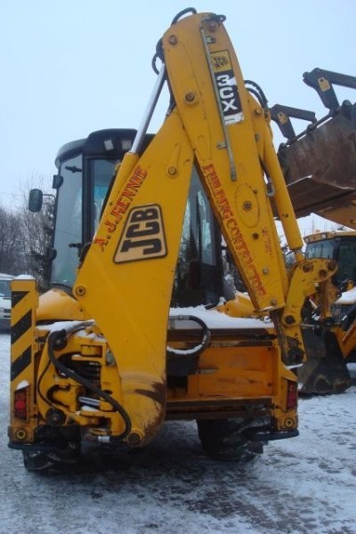 JCB 3CX CONTRACTOR z 2003 roku — zdjęcie 3