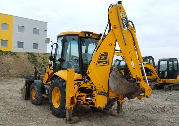 koparko ładowarka JCB 3CX Sitemaster z roku 2004 — zdjęcie 3