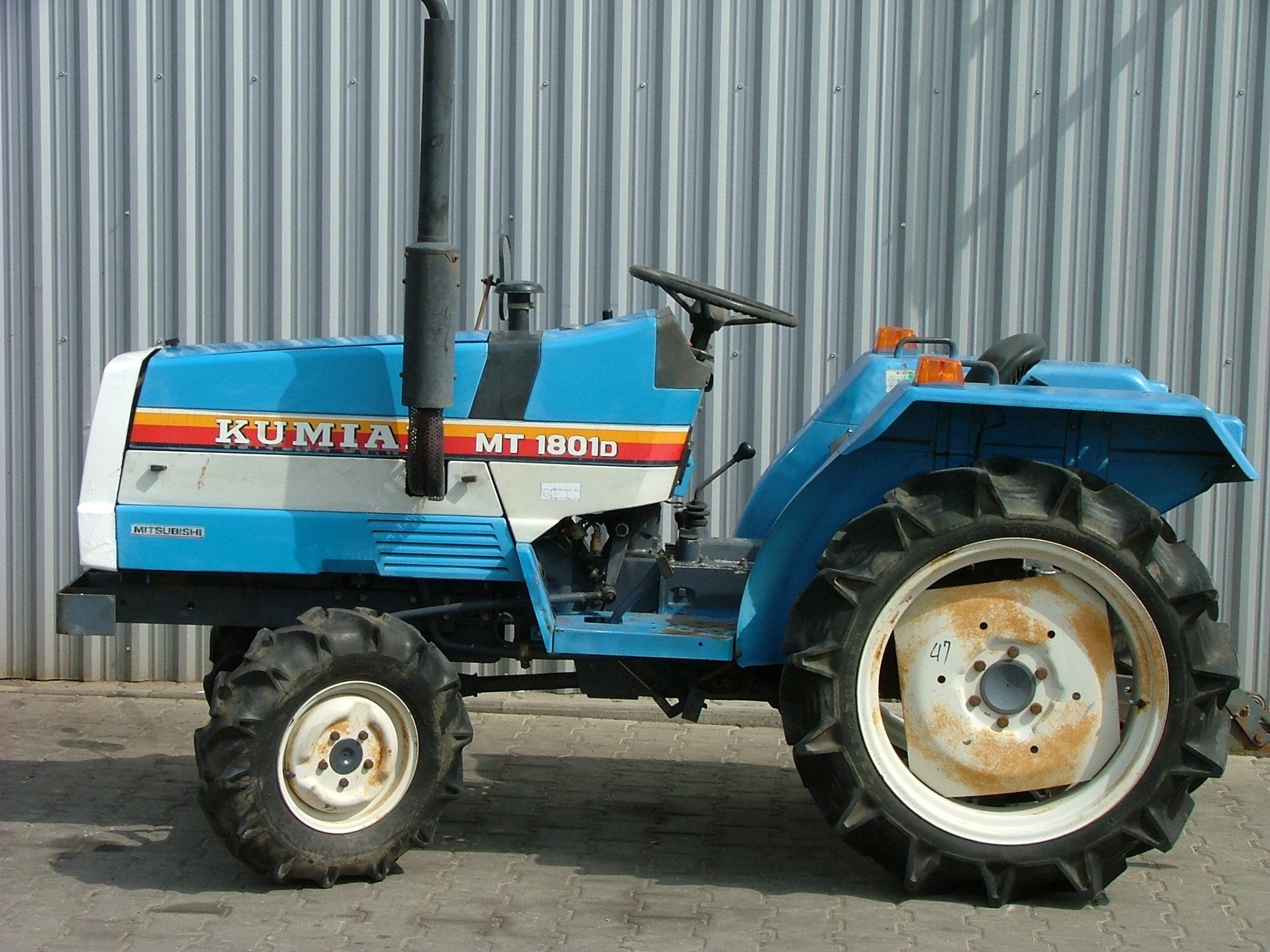 Mitsubishi MT1801D - 1998 — zdjęcie 2