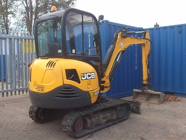 Minikoparka JCB 8026CTS — zdjęcie 2