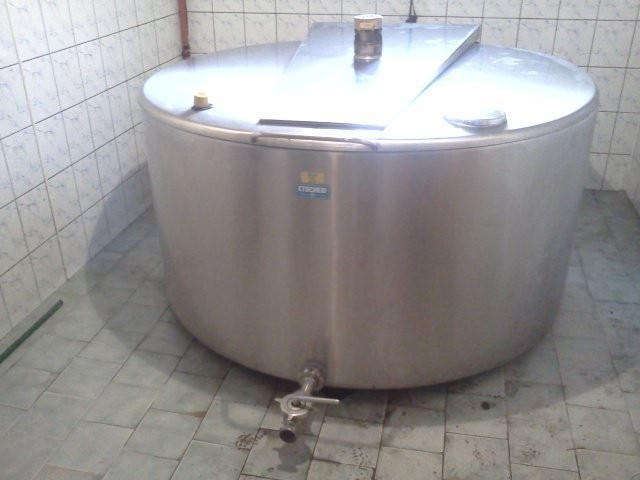Schładzalnik, zbiornik na mleko 1600 L — zdjęcie 1