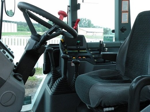 Lamborghini 105 4R — zdjęcie 2