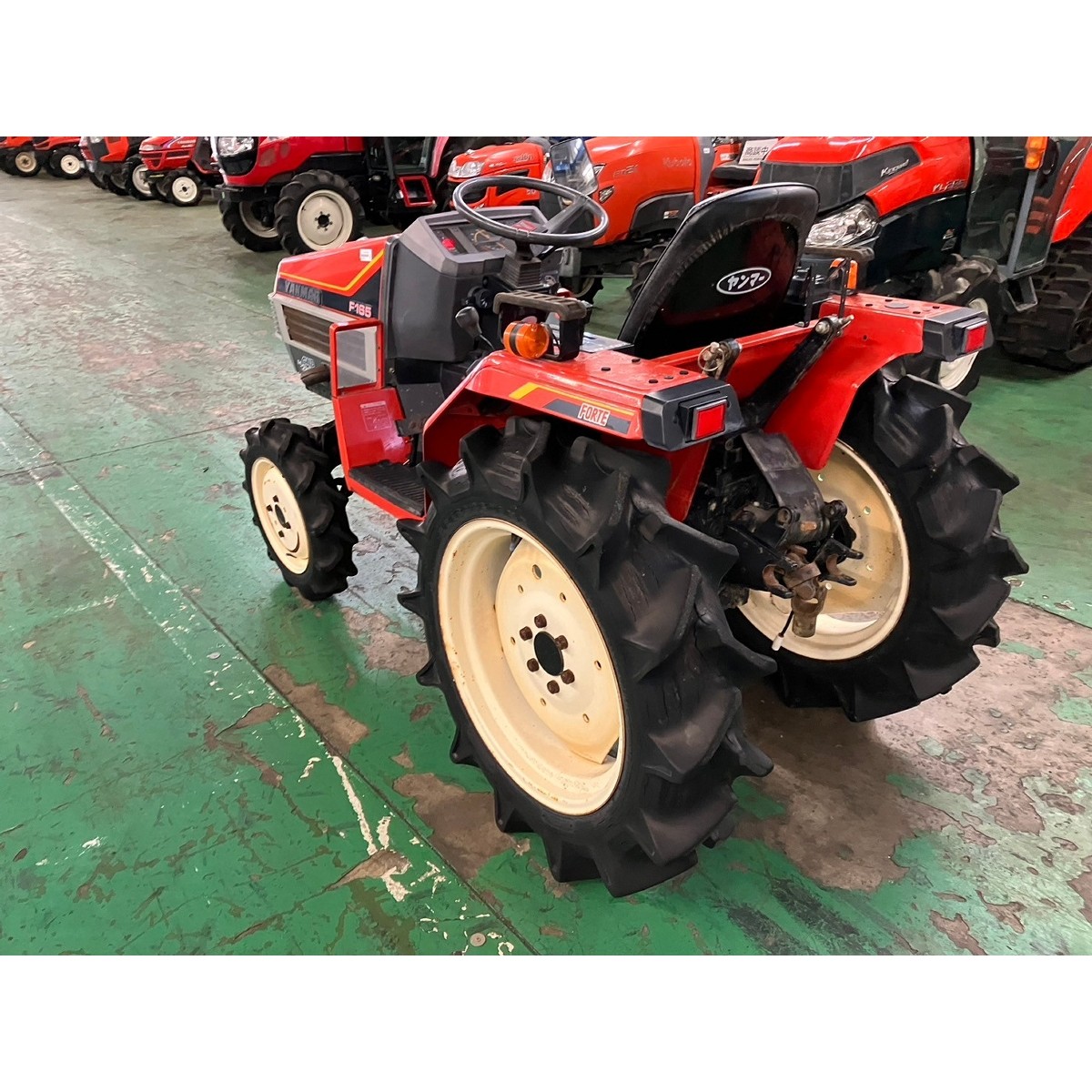 Traktor Yanmar F165D | Mini traktor z Japonii — zdjęcie 4