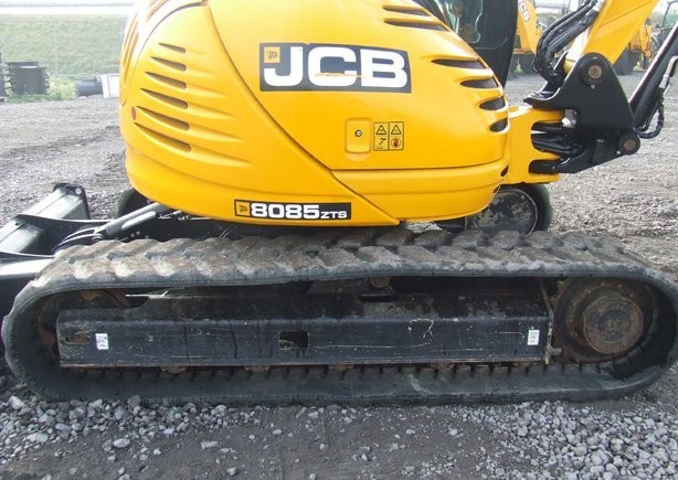 Midikoparka gąsienicowa JCB 8085 ZTS, rok. 2010 — zdjęcie 3