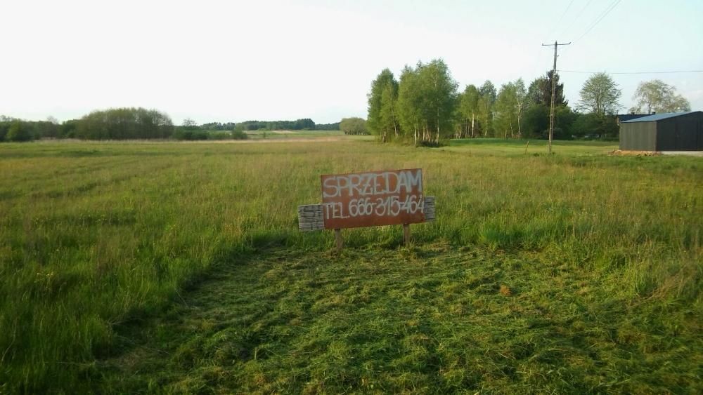 Sprzedam uzbrojoną działkę budowlano rolną — zdjęcie 1