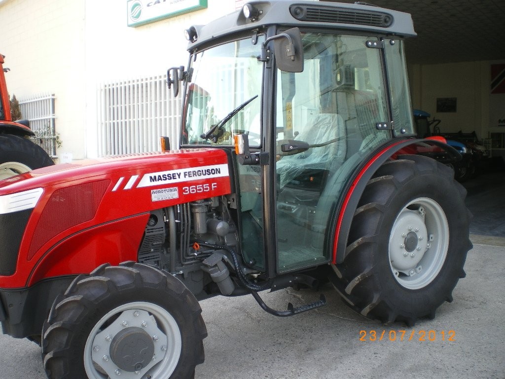 Massey Ferguson 3655-4FC - 2012 — zdjęcie 1
