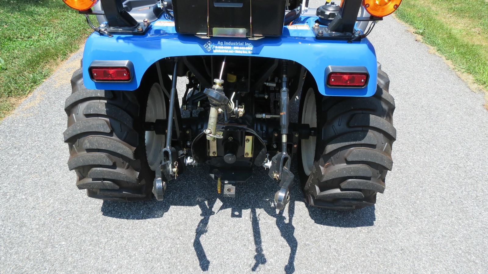 New Holland -1.030 z ładowaczem — zdjęcie 5