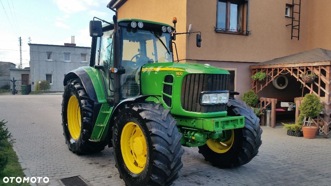 John Deere 6930 ciągnik traktor — zdjęcie 1