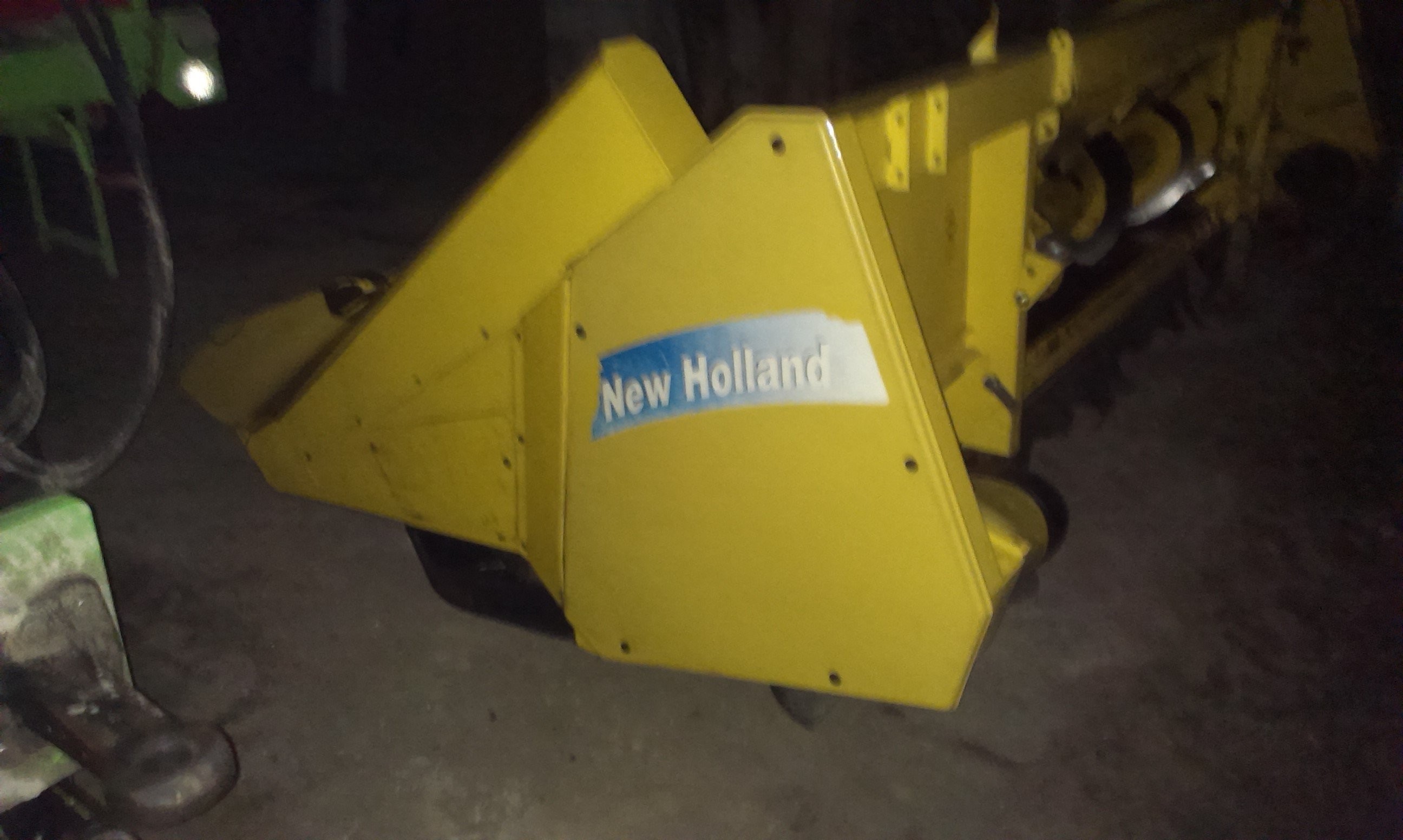 New Holland - New Holland - Przystawka do kukurydzy 5-rzędowa New Holl — zdjęcie 3