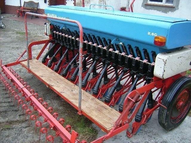 Siewnik Isaria 6000 Super 2,5 metra — zdjęcie 1