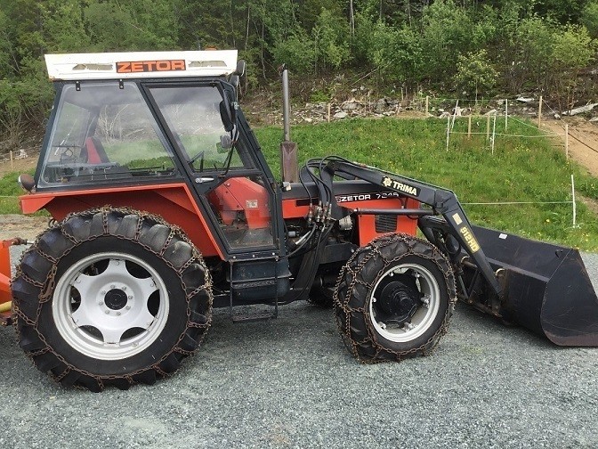Zetor 7245/HD 9I2 z ładowaczem czołowym — zdjęcie 1