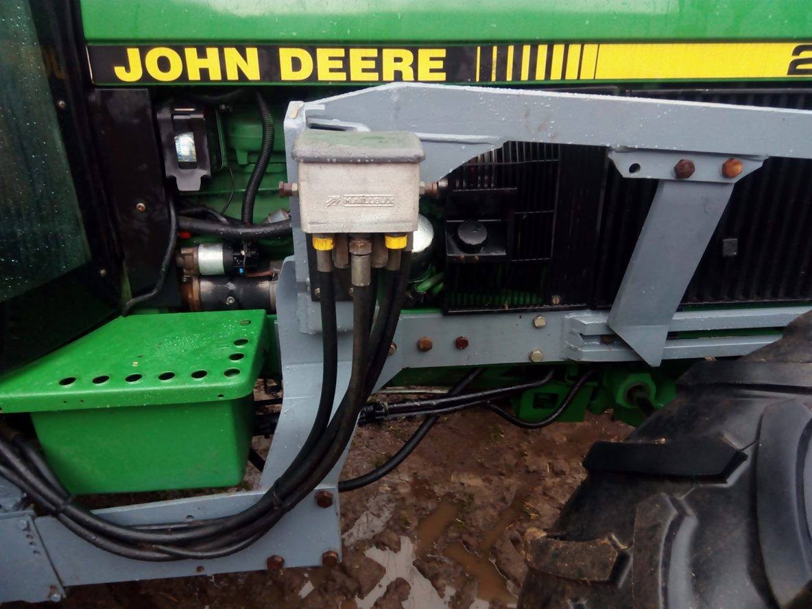 John Deere 2850 TL bogata wersja od rolnika napęd 4x4 — zdjęcie 3