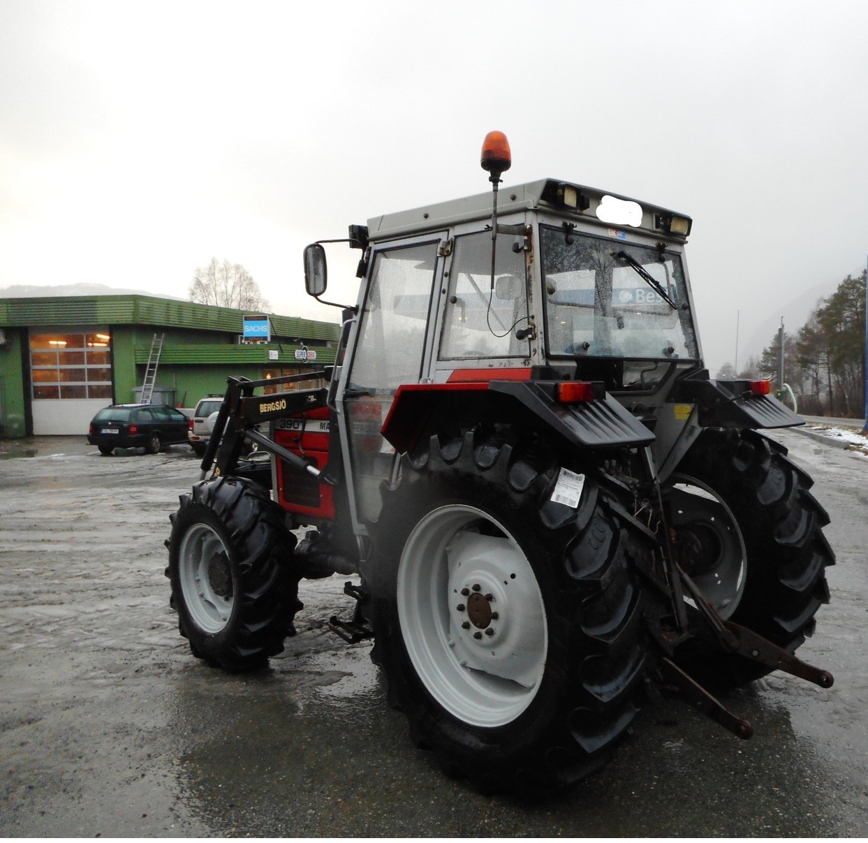 Stan bardzo dobry ciągnik Massey Ferguson 9T30 T 1320 HiLine 12/12 — zdjęcie 3