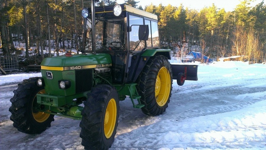 John Deere 1640 - 1981 — zdjęcie 5