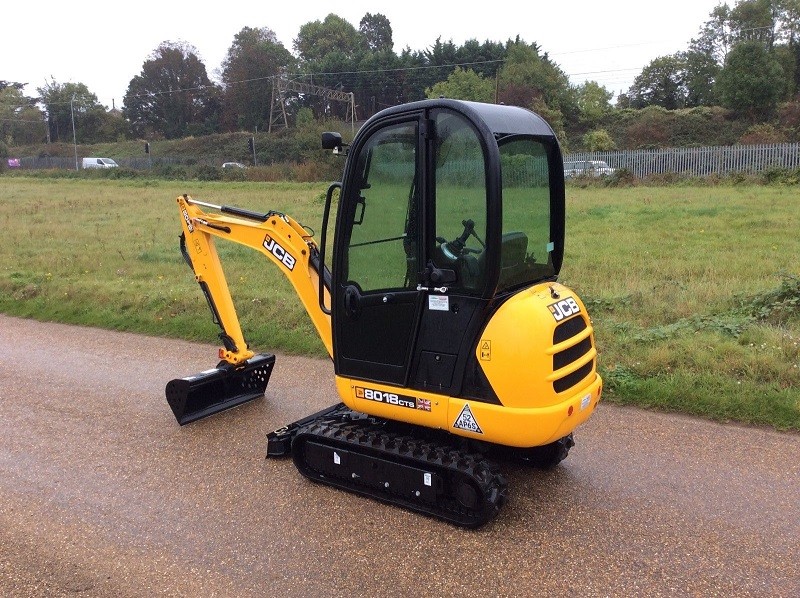 Koparka JCB 80c1c8CTS — zdjęcie 4