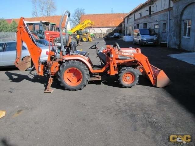 KUBOTA B2400 — zdjęcie 1