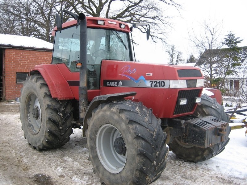 Case Magnum 7210 PRO — zdjęcie 1