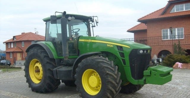 John Deere 8430 - 2006 — zdjęcie 2