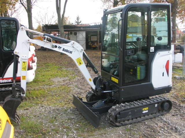 koparkikrakow.pl - Bobcat E17 2014 sprzedam — zdjęcie 4