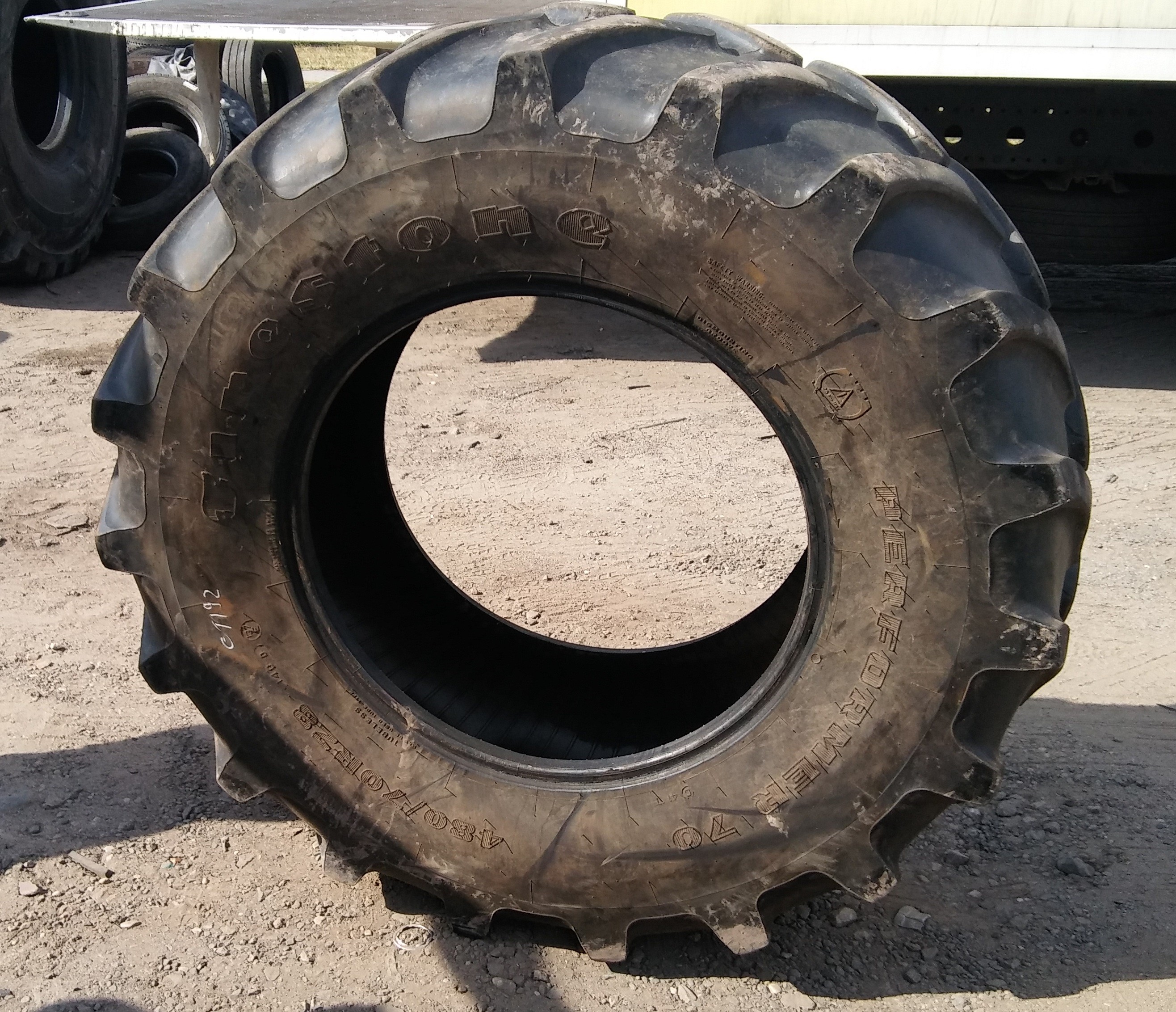 (G1192) Opona 480/70 R28 Firestone Performer 70 — zdjęcie 2