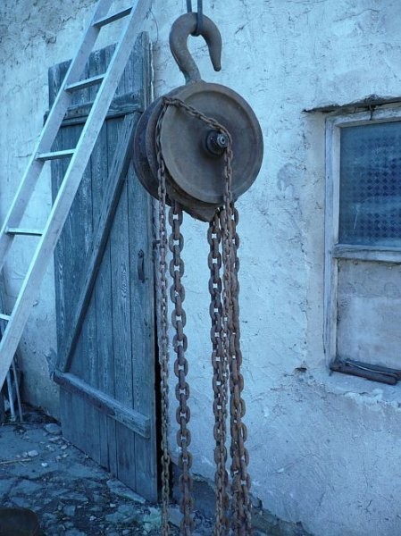 PODNOŚNIK ŁAŃCUCHOWY/ WYCIĄGARKA RĘCZNA — zdjęcie 1