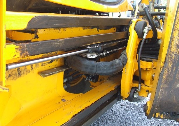 JCB 3CX Contractor z roku 2008- Przednie koła 20" — zdjęcie 6