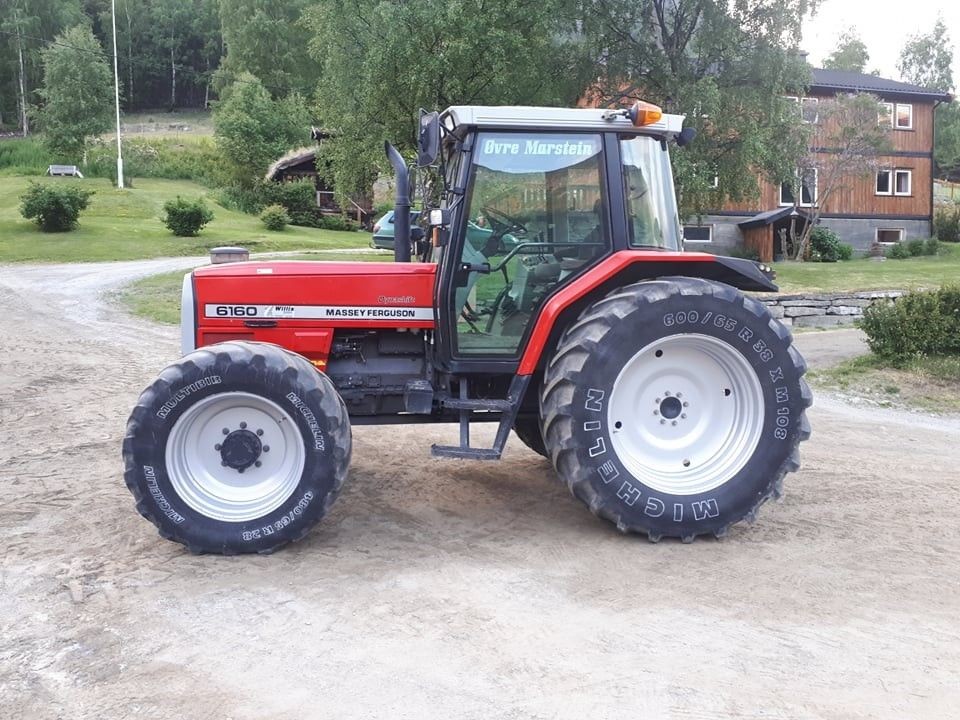 Traktor Massey Ferguson 6160 — zdjęcie 1