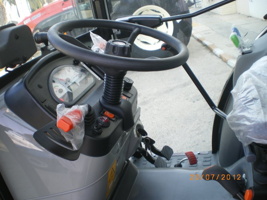 Massey Ferguson 3655-4FC - 2012 — zdjęcie 5