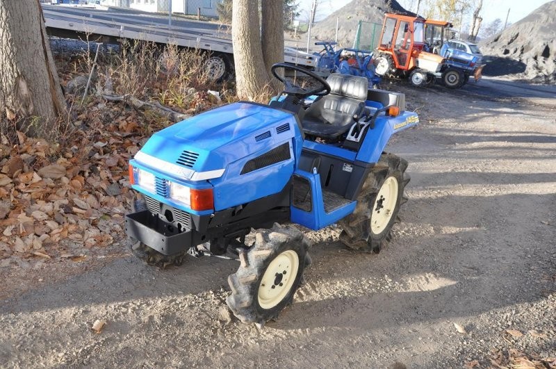 Traktorek Iseki TU145F 4x4 14KM — zdjęcie 2