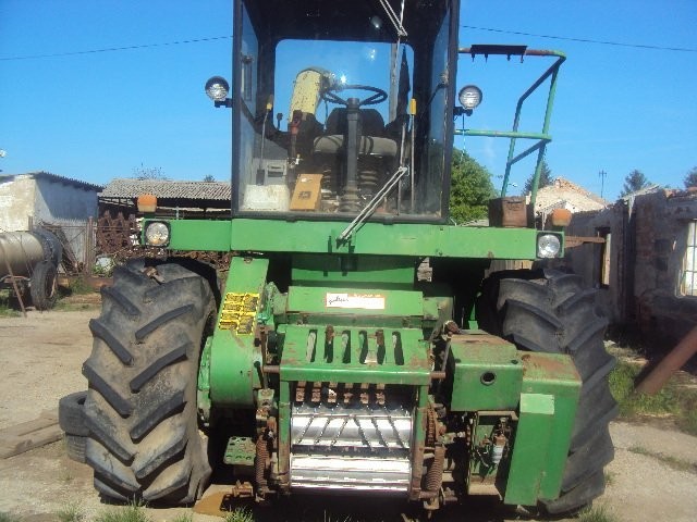 sieczkarnia JD 5830 — zdjęcie 6