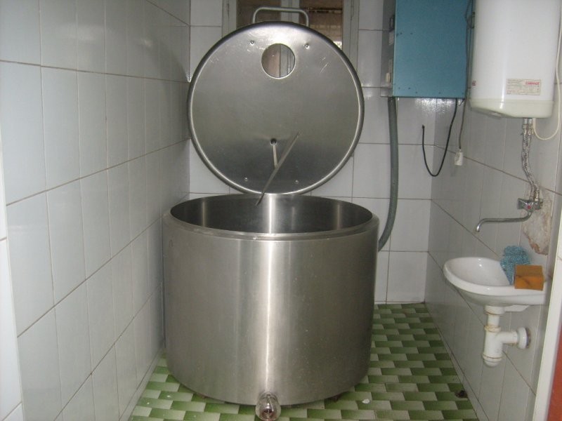 SCHŁADZALNIK (ZBIORNIK) DO MLEKA-400l