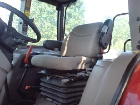 SPRZEDAM !!!Ciągnik rolniczy CASE JX1100U — zdjęcie 2