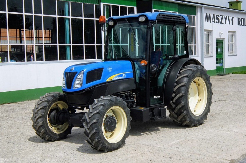 Ciągnik kołowy NEW HOLLAND T 4040F, 2008r, 88 000 zł + VAT, z Francji — zdjęcie 1