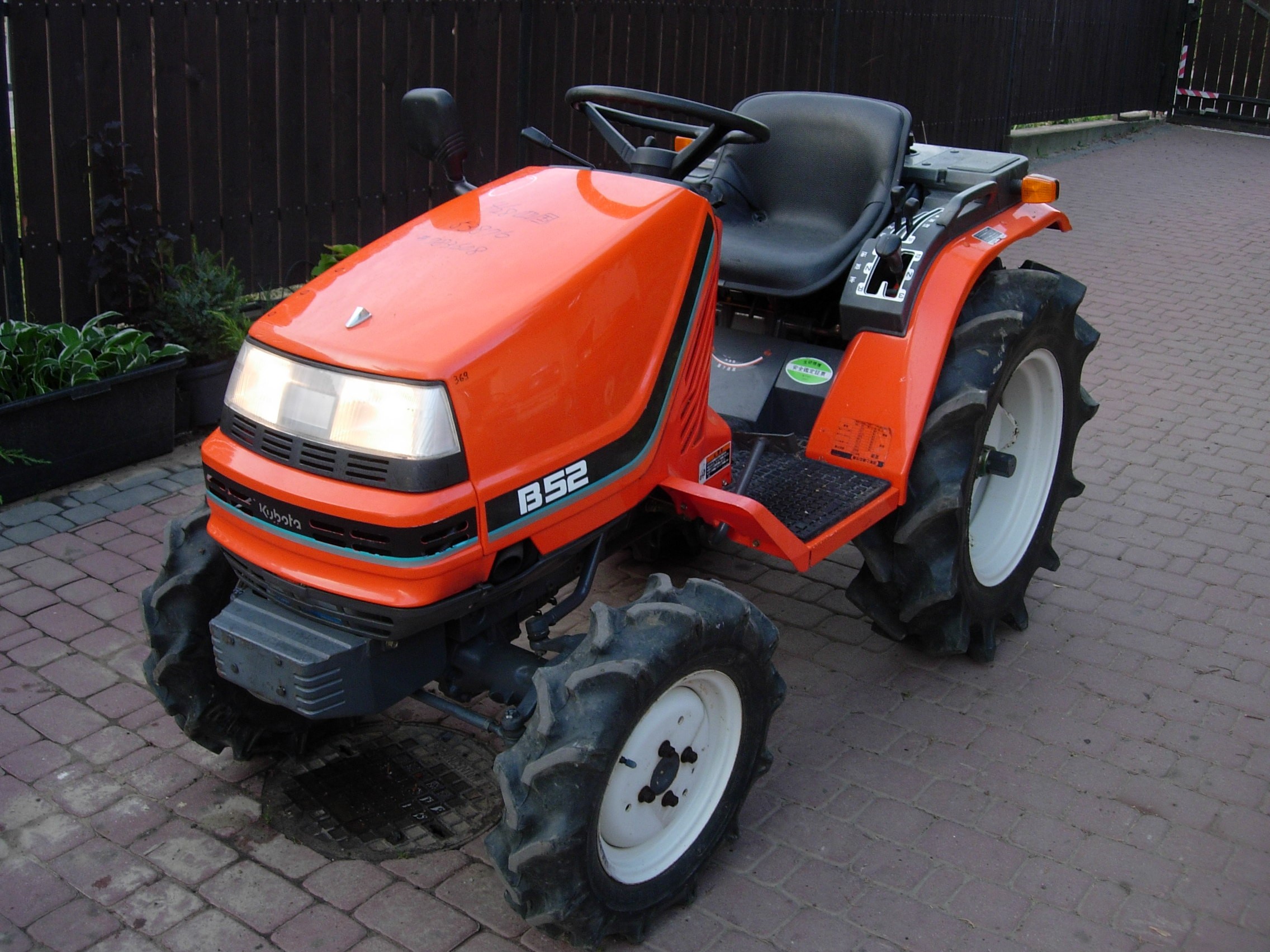 Traktorki ogrodnicze Kubota Iseki Yanmar. Sprzedaż ciągniczkó Warszawa — zdjęcie 7