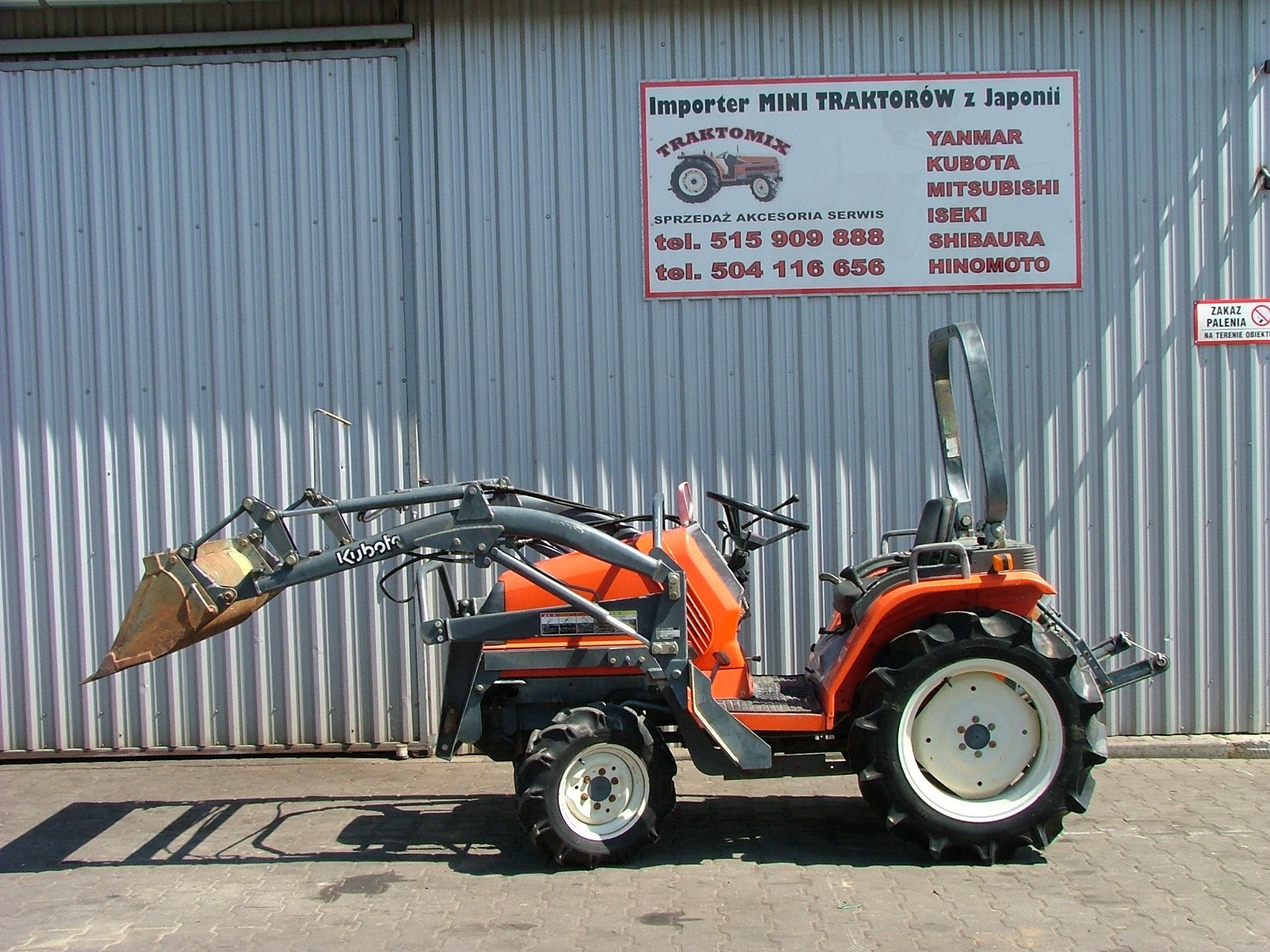 Kubota ASTE A-175 z oryginalnym ładowaczem - 2004 — zdjęcie 1