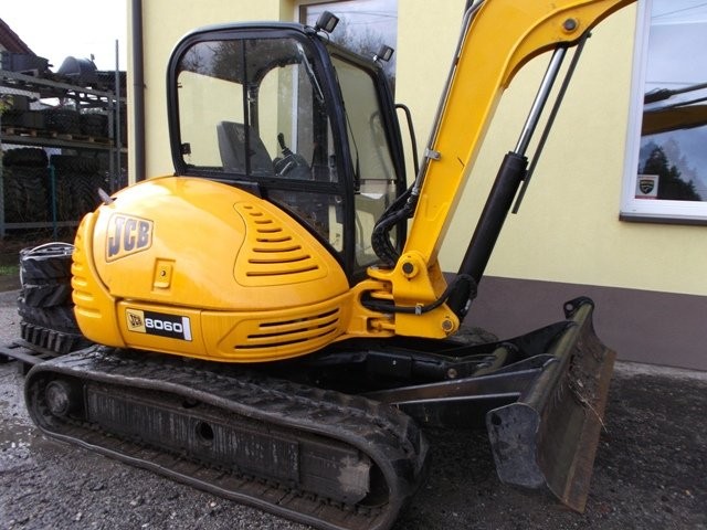 Koparka gąsienicowa JCB 8060 — zdjęcie 3