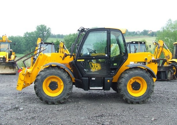 Ładowarka teleskopowa JCB 531-70 z roku 2009 — zdjęcie 4