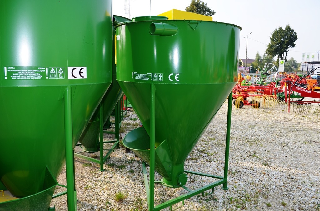 NOWY Mieszalnik pasz M-Rol 750kg RATY0%  — zdjęcie 1